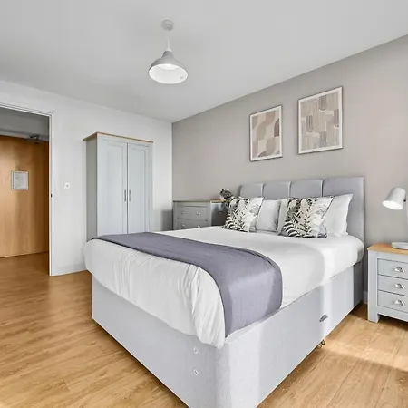 Cotels At Vizion Serviced Apartments, Superfast Broadband, Central Location, Free Parking, Fully Equipped Kitchen Milton Keynes Exterior photo