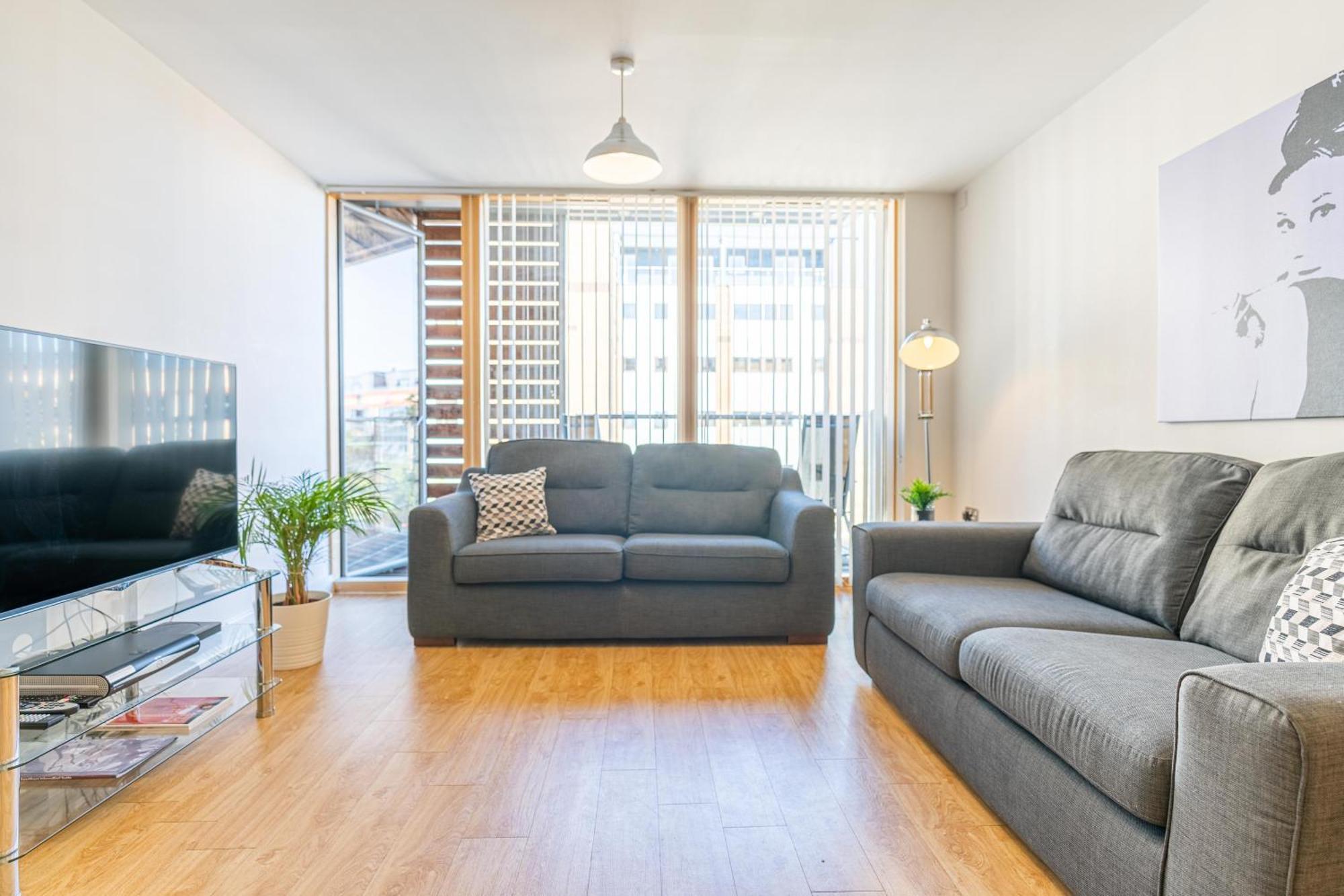 Cotels At Vizion Serviced Apartments, Superfast Broadband, Location, Free Parking, Fully Equipped Kitchen