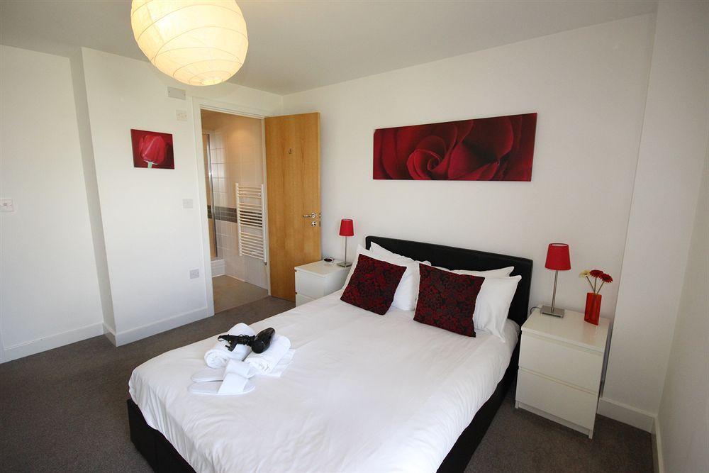 Cotels At Vizion Serviced Apartments, Superfast Broadband, Location, Free Parking, Fully Equipped Kitchen * Milton Keynes