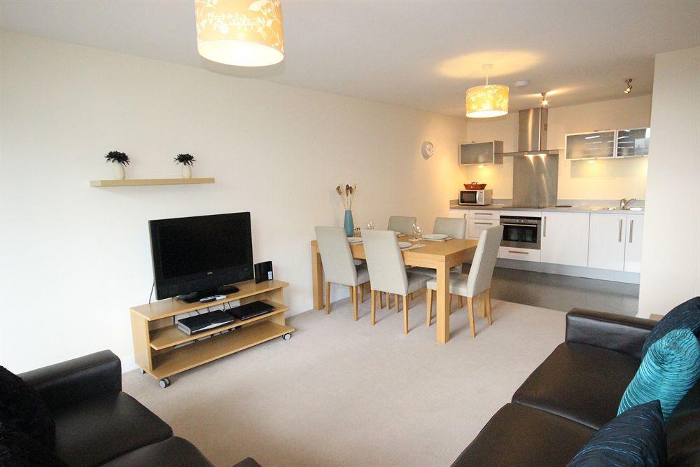 Cotels At Vizion Serviced Apartments, Superfast Broadband, Location, Free Parking, Fully Equipped Kitchen Apartment Milton Keynes