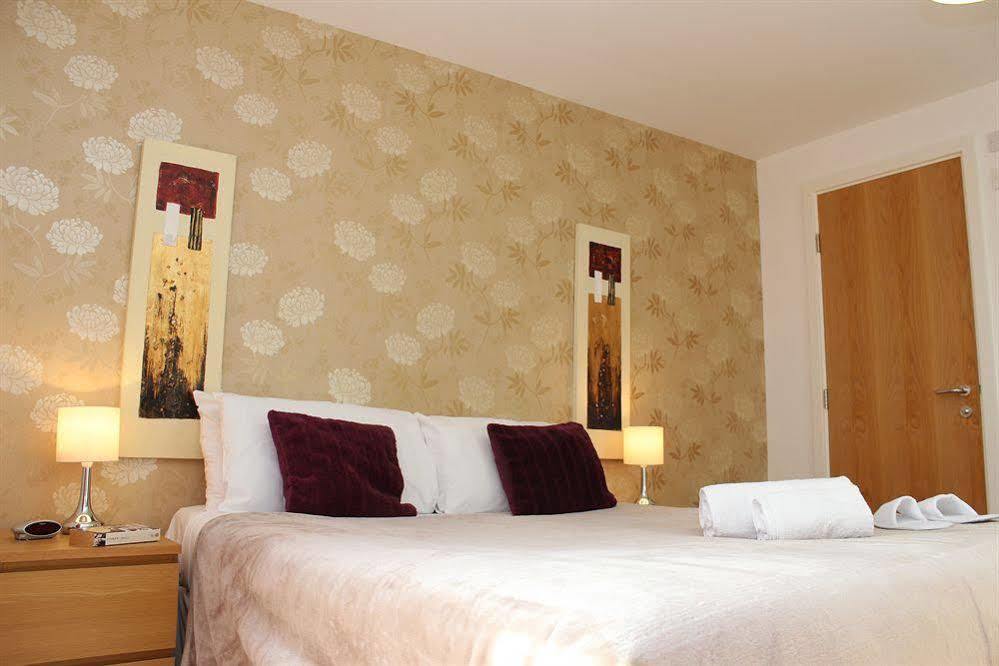 Apartment Cotels At Vizion Serviced Apartments, Superfast Broadband, Location, Free Parking, Fully Equipped Kitchen Milton Keynes